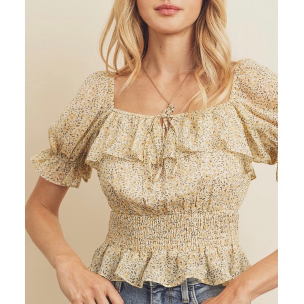 NWT Dainty Floral Square-Neck Ruffled Prairie Peasant Coastal Cowgirl Top